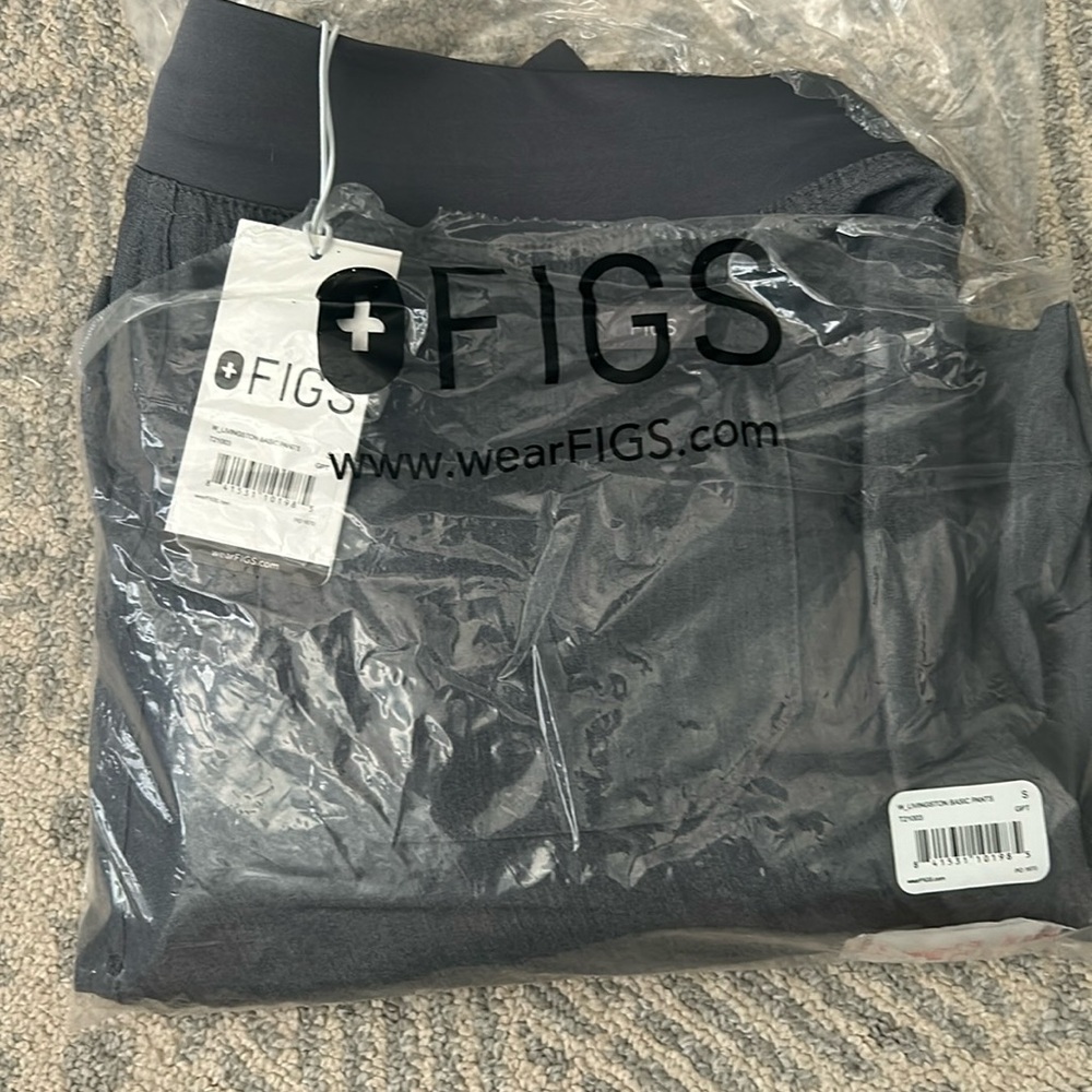 Figs Livingston Scrub Pants size small